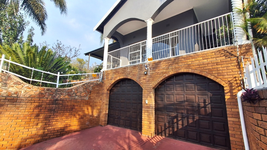 4 Bedroom Property for Sale in Safari Gardens North West